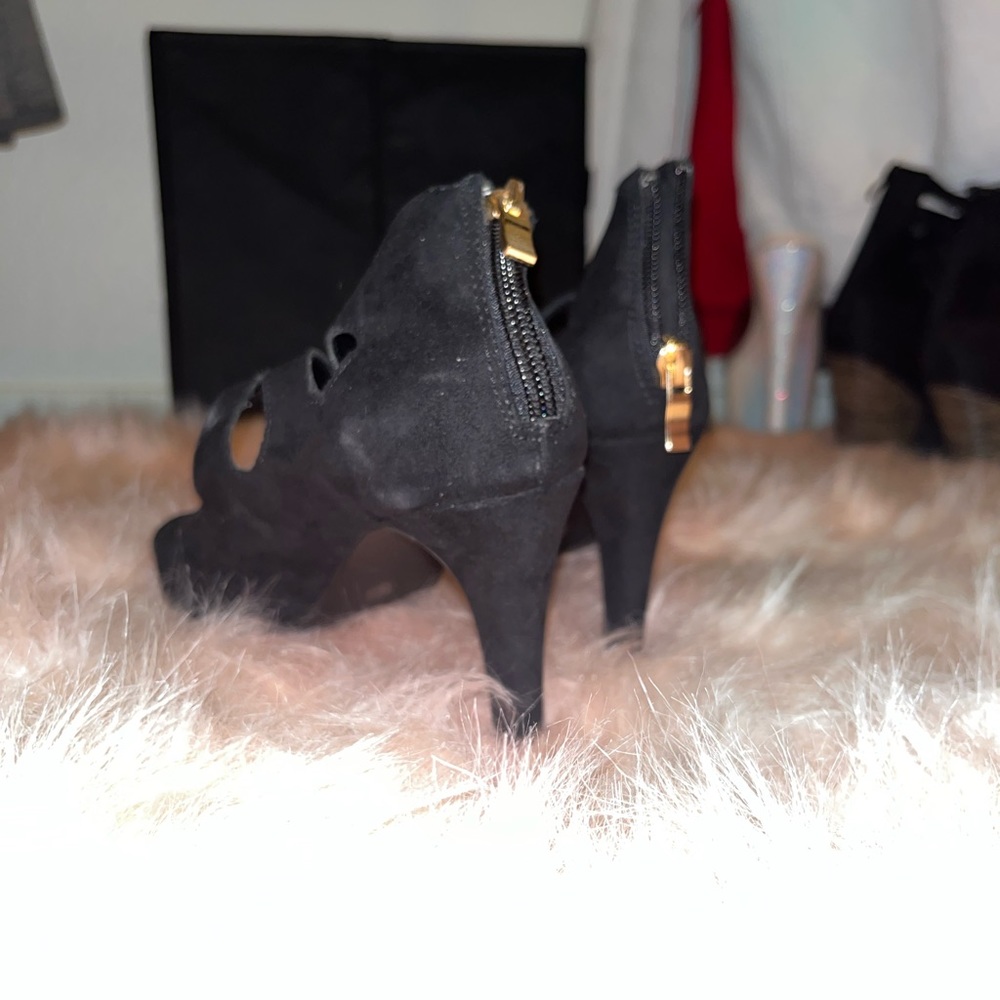 Black heals
